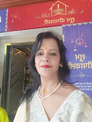 Astrologer Manisha Bharati Tarot Reader in Prayagraj India